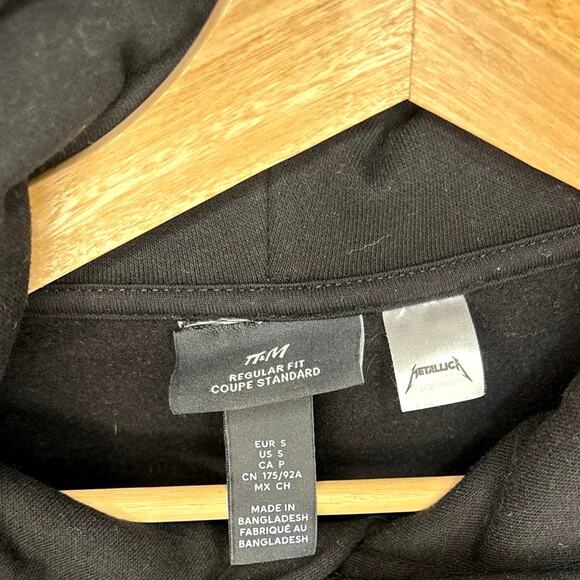 Metallica Black H&M Hoodie Big Graphic On Back Size Small - Picture 7 of 8